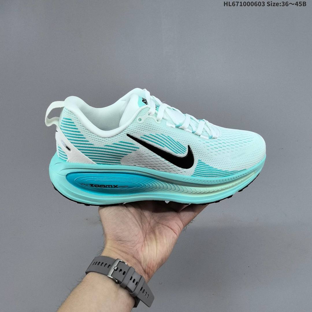 NK Air Zoom Vomero 18 - foto 2