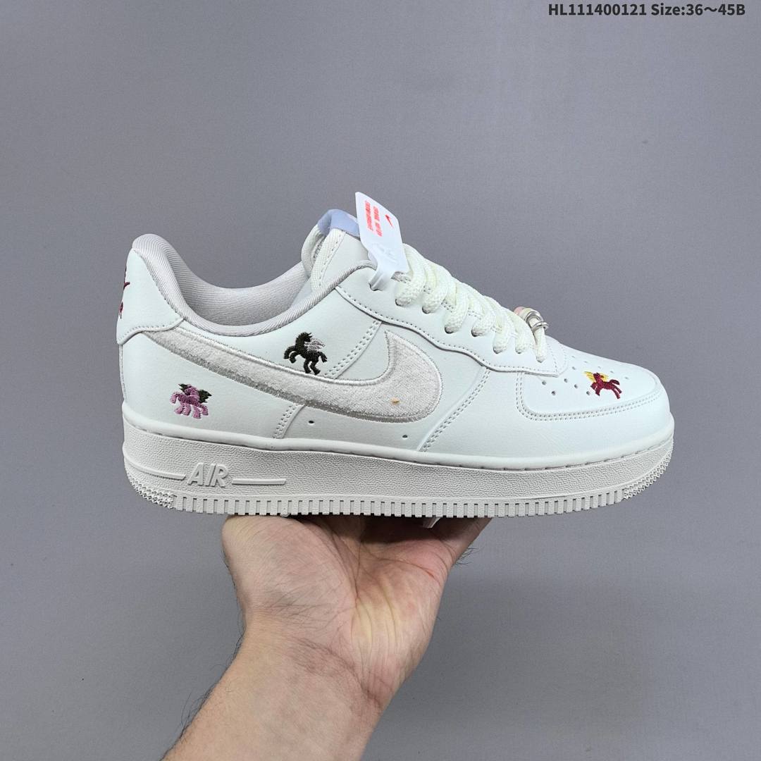 NIKE AIR FORCE 1‘07 LV8 - foto 9