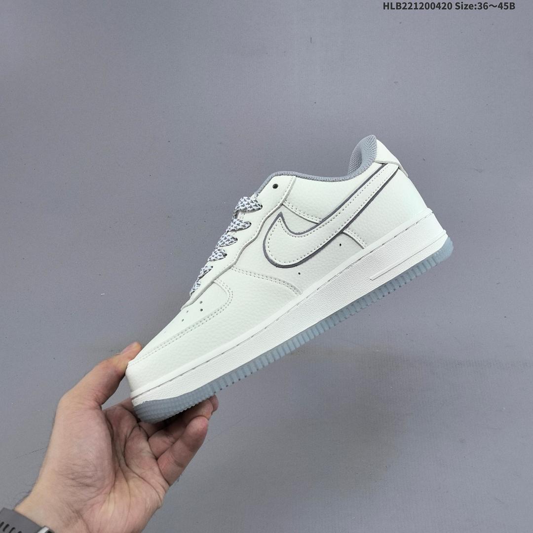 Nike AIR FORCE 1‘07 Force 1 - foto 4