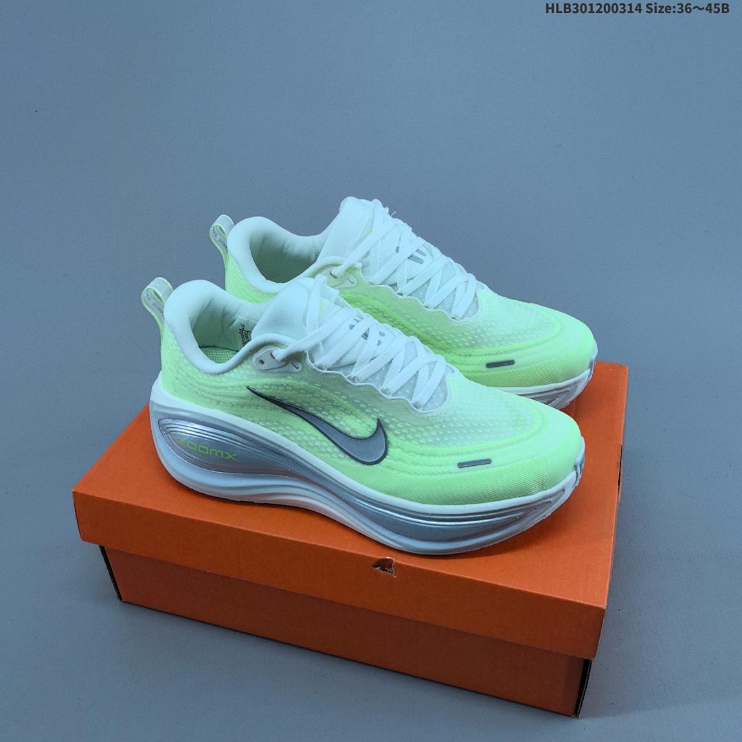 Nike Vomero Plus Swoosh Vomero Plus Swoosh - foto 6