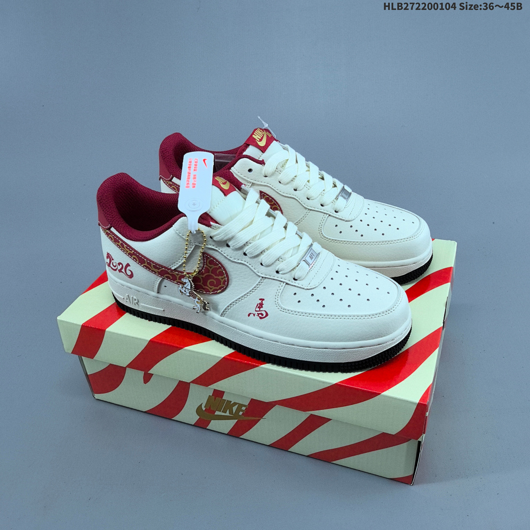 NIKE AIR FORCE 1‘07 LV8 -820