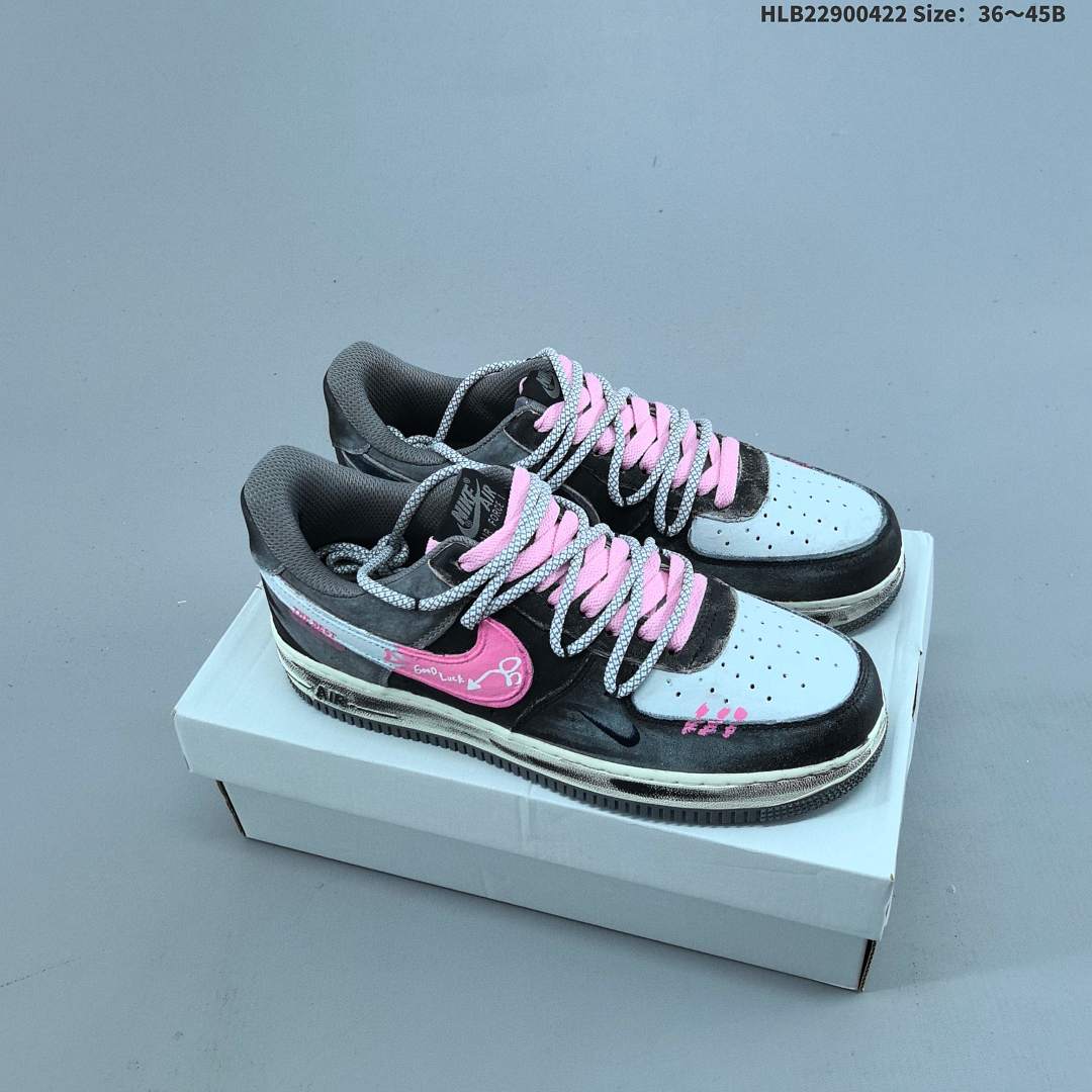 NIKE AIR FORCE 1‘07 LV8