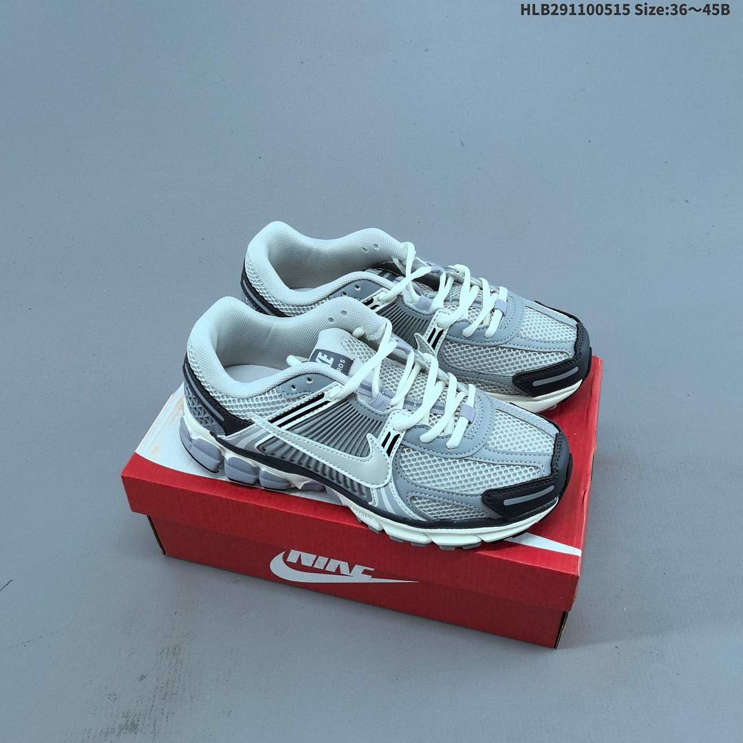 Nike Zoom Vomero 5 -002 - foto 7