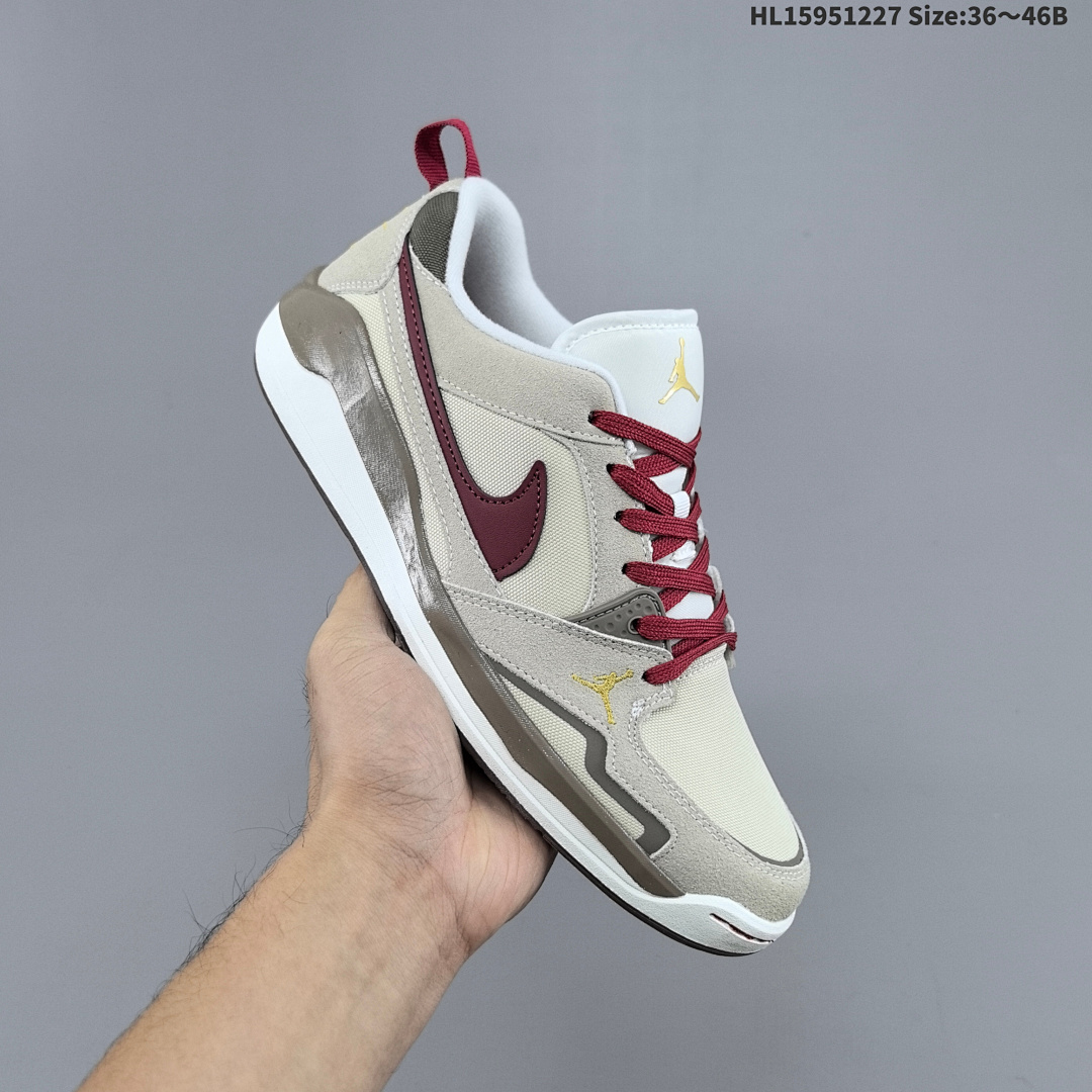Nike Air Jordan CMFT Era 261 - foto 8