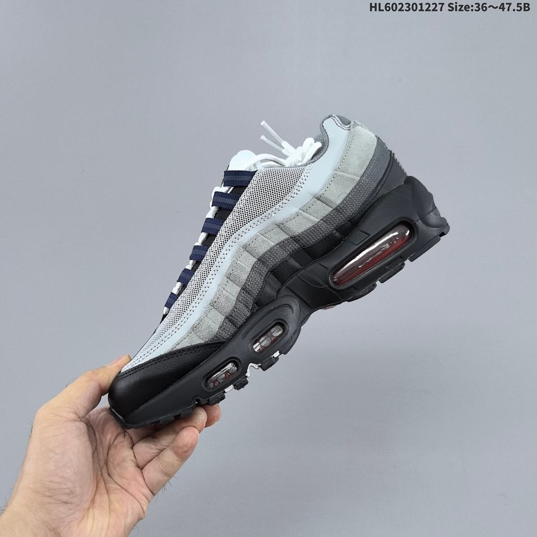 NIKE AIR MAX 95 SP - foto 7