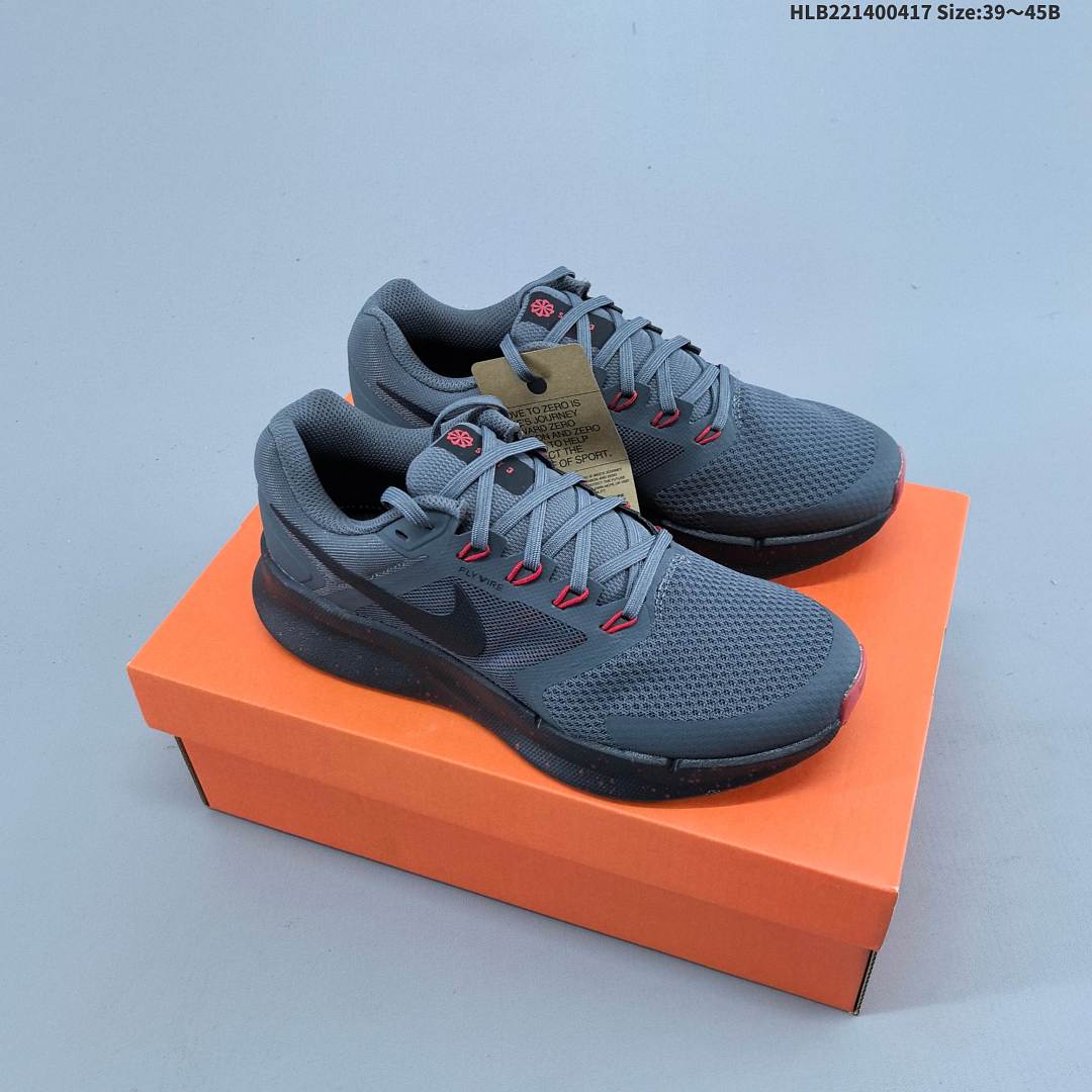 NK W NIKE RUN SWIFT 3