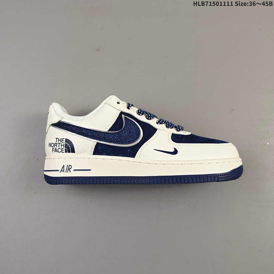 NIKE AIR FORCE 1‘07 -525 Siz