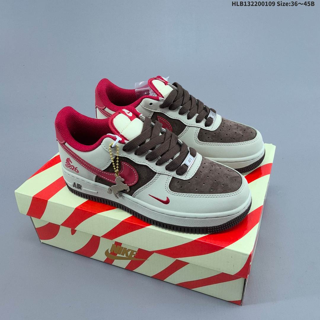 NIKE AIR FORCE 1‘07 LV8