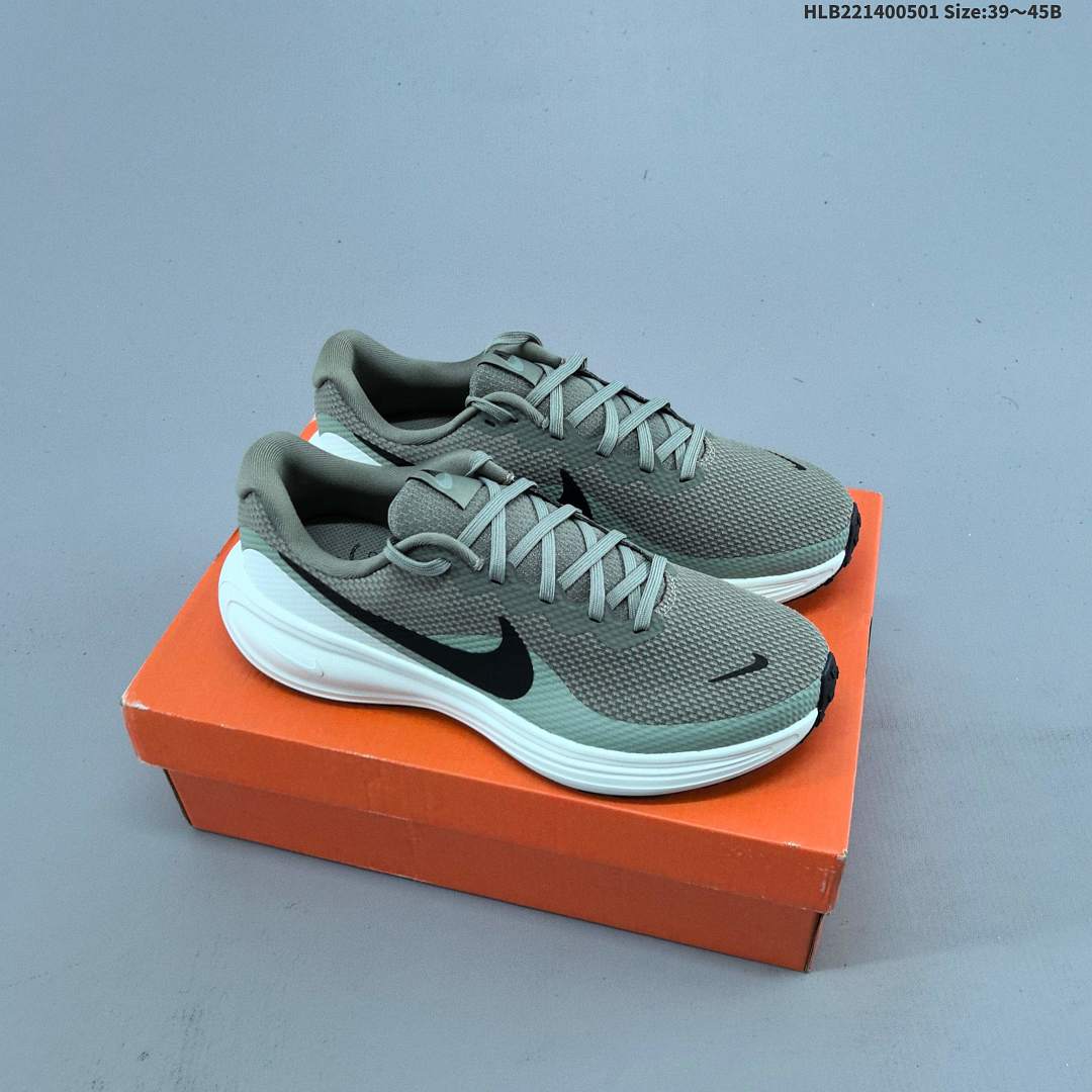 Nike REVOLUTION 8 -105 - foto 5