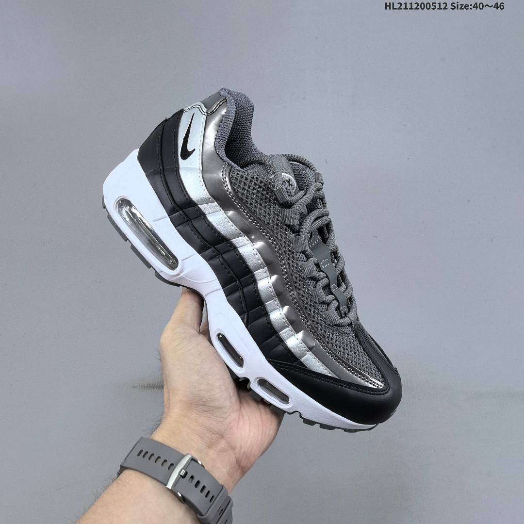 NIKE AIR MAX 95 TT 300 ID Size 46 - foto 5