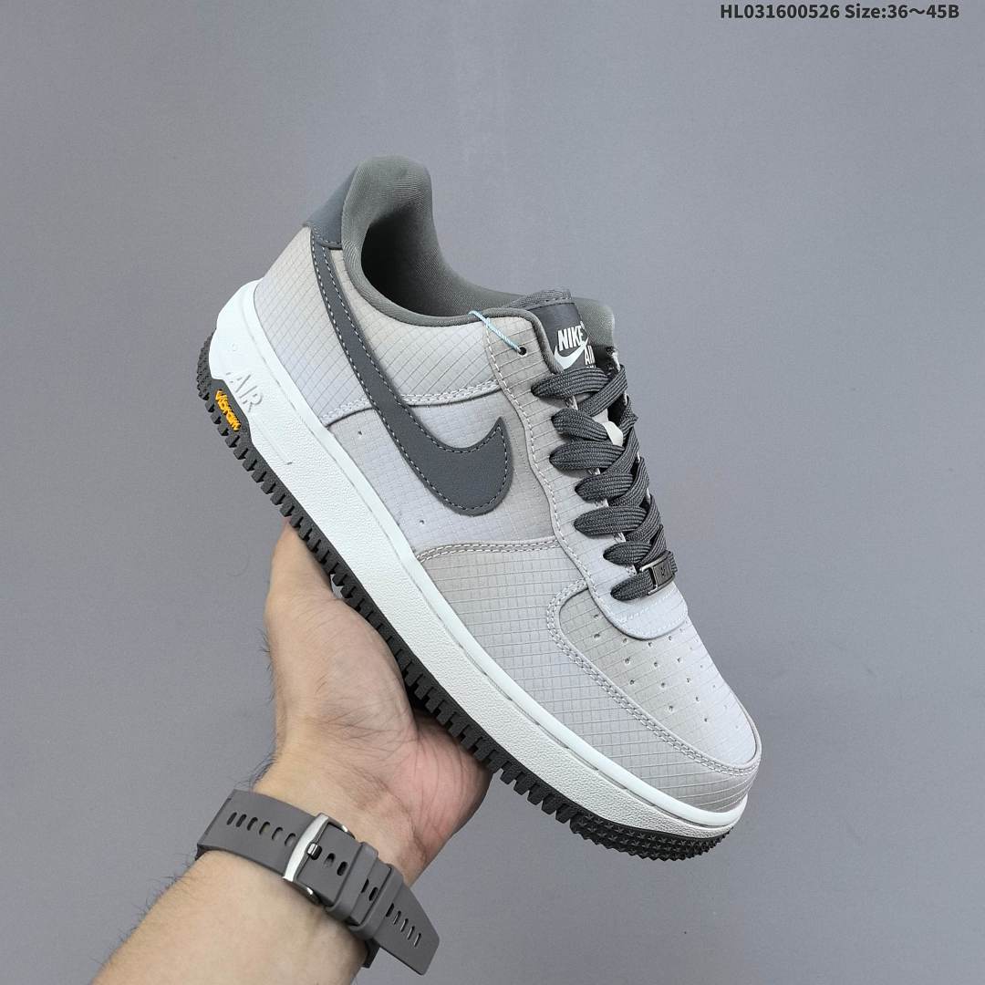 NIKE AIR FORCE 1‘07 -100 - foto 3