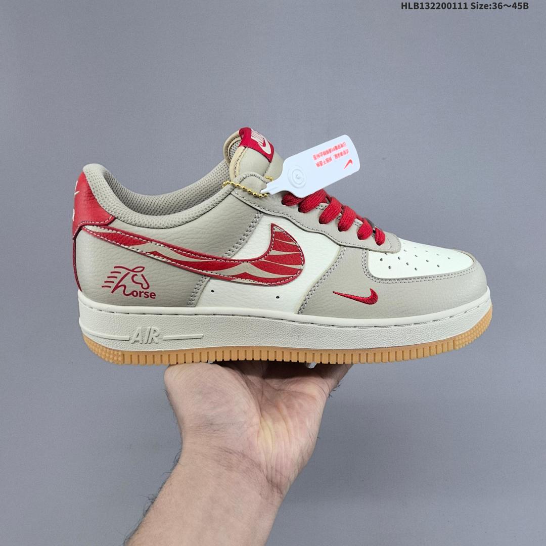 NIKE AIR FORCE 1‘07 LV8 - foto 6