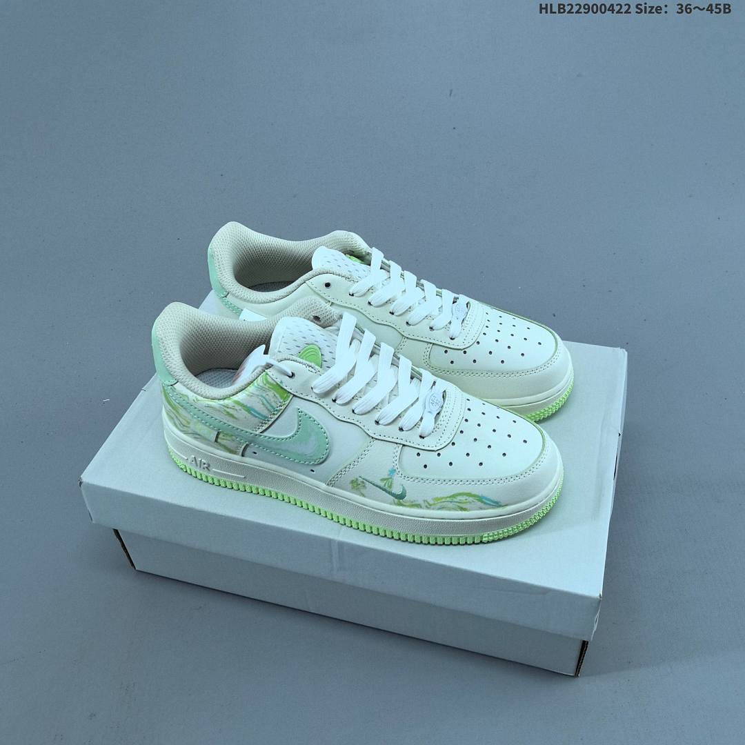 NIKE AIR FORCE 1‘07 LV8 - foto 2