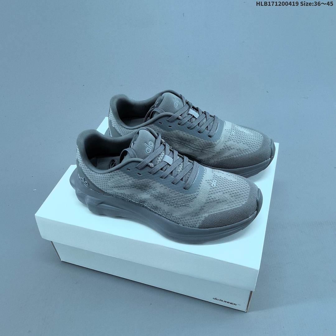 Alo Yoga Alo Runner HLB171200419 Size 45 - foto 7