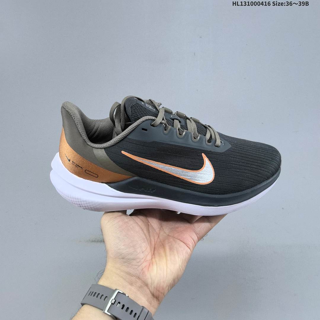NK Air Zoom Winflo V9 QC - foto 3