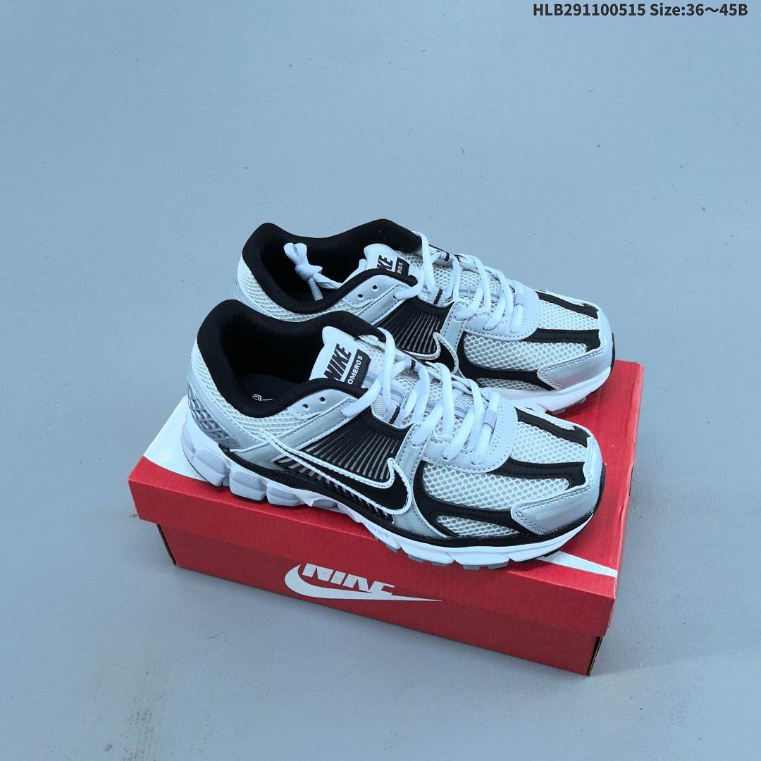 Nike Zoom Vomero 5 -002