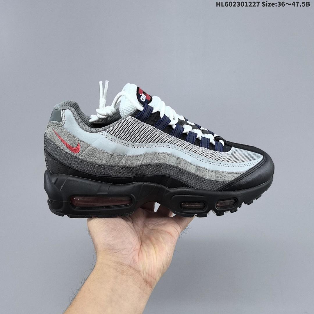 NIKE AIR MAX 95 SP - foto 9