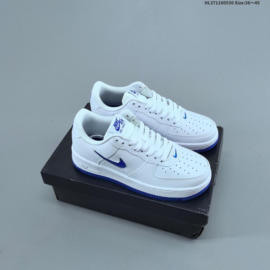 Nike Air Force 1’07 Force - foto 18