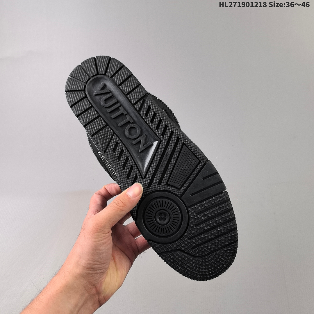 LV ARCH LIGHT SNEAKER 3D - foto 4