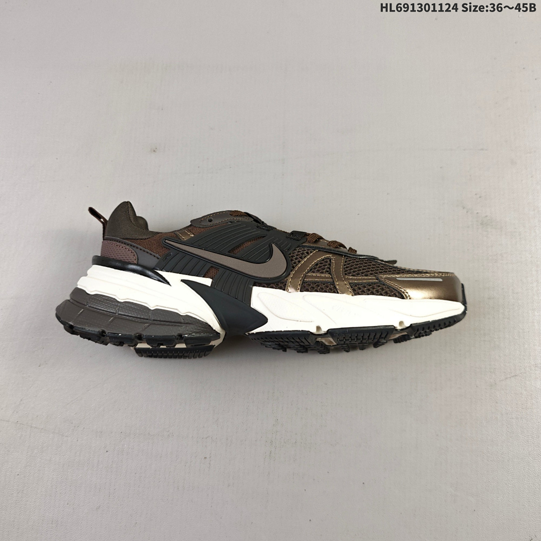 NIKE V2K RUN Swoosh Bill Bowerm