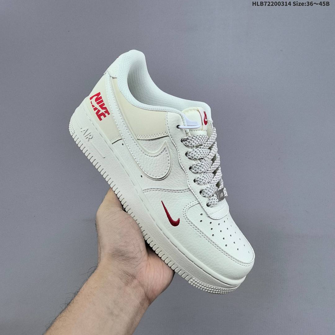Nike Air Force 1 Low Supreme - foto 4