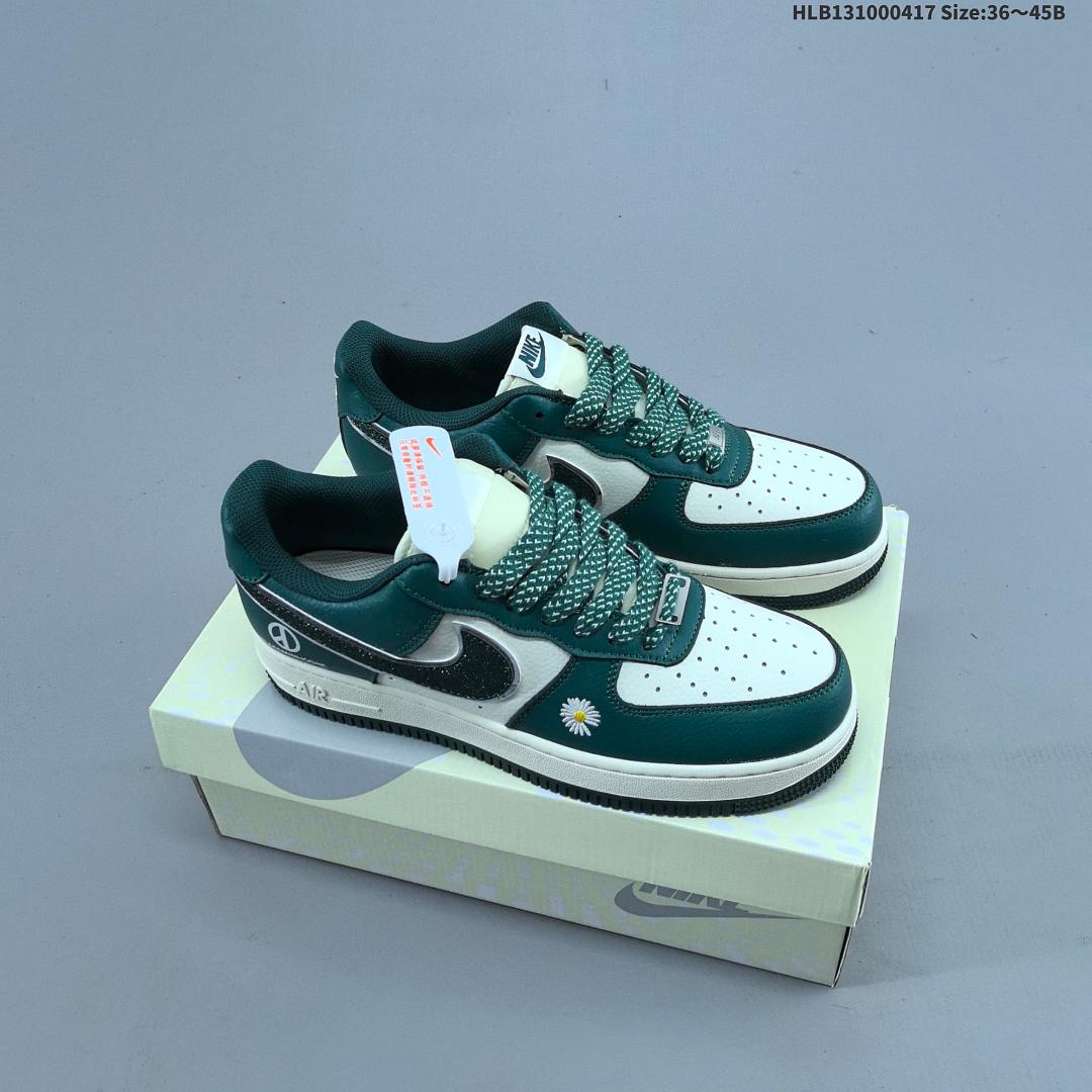 NIKE AIR FORCE 1‘07 LV8 - foto 7