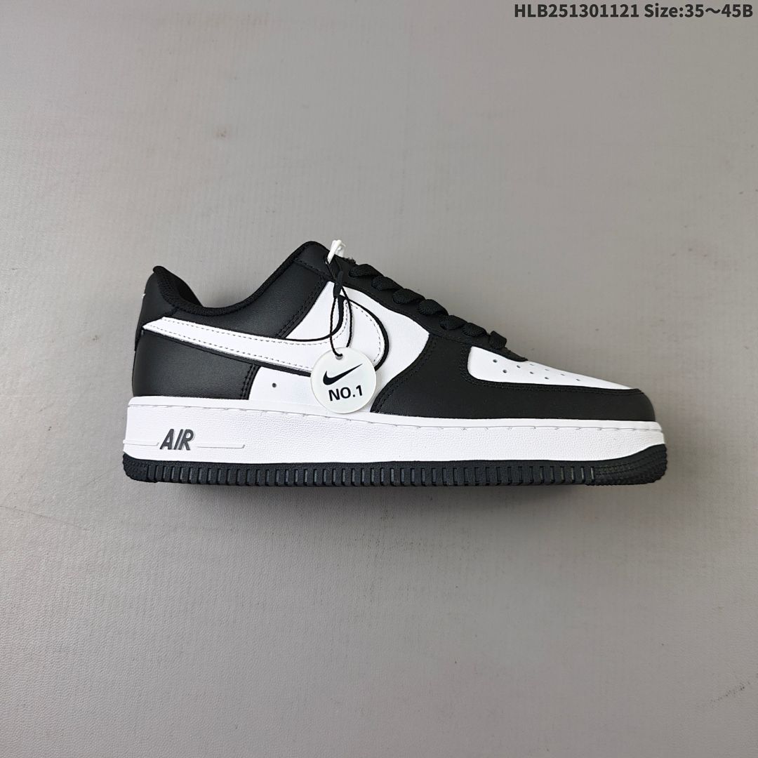 NIKE AIR FORCE 1‘07