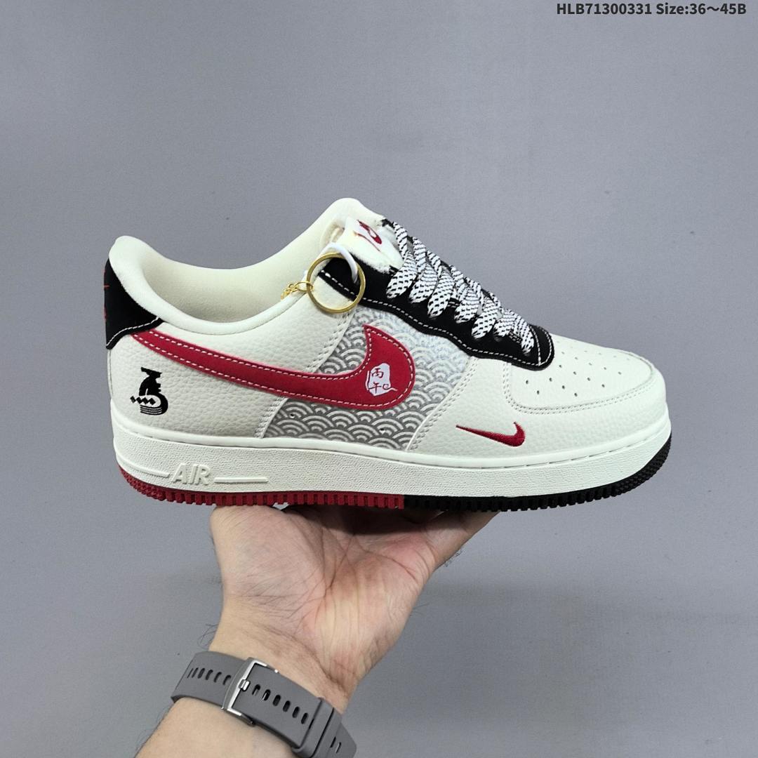 NIKE AIR FORCE 1‘07 LV8 - foto 3