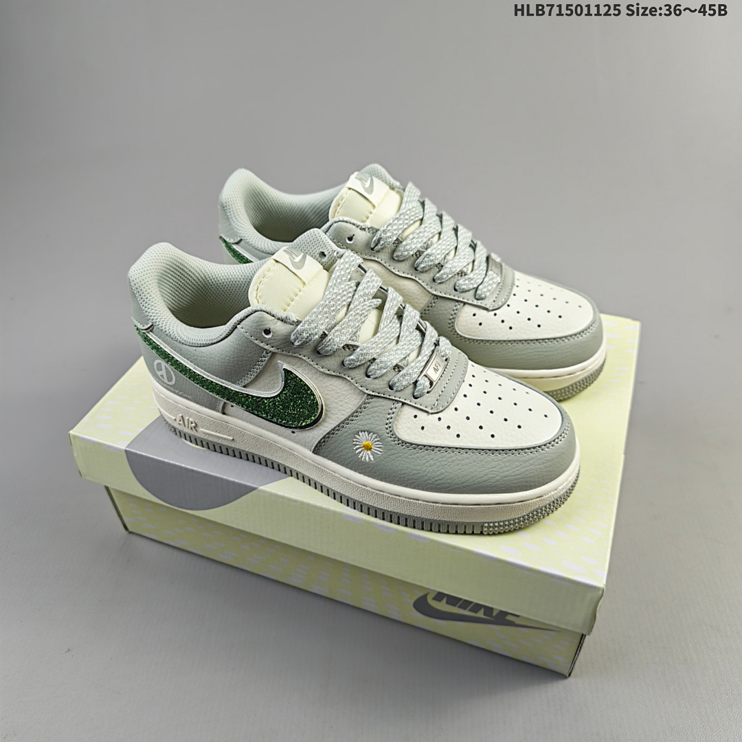 Nike Air Force1 07 low Q
