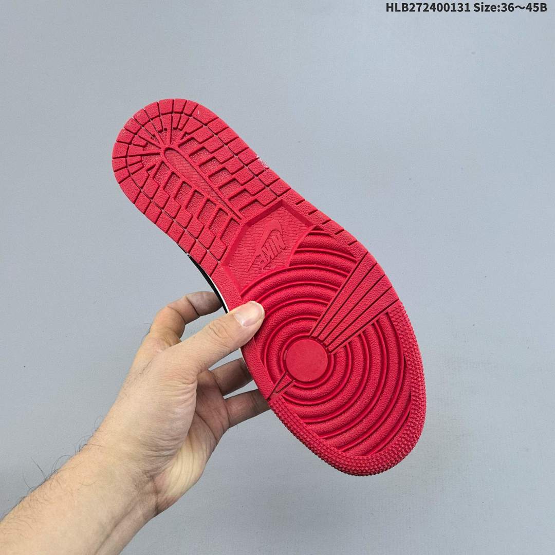 Nike Air Jordan 1 x Travis Scott AJ1 ‘DIY’ - foto 4