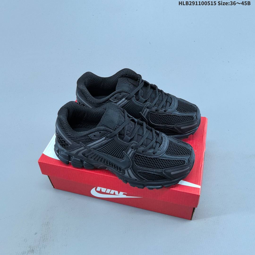 Nike Zoom Vomero 5 -002 - foto 10