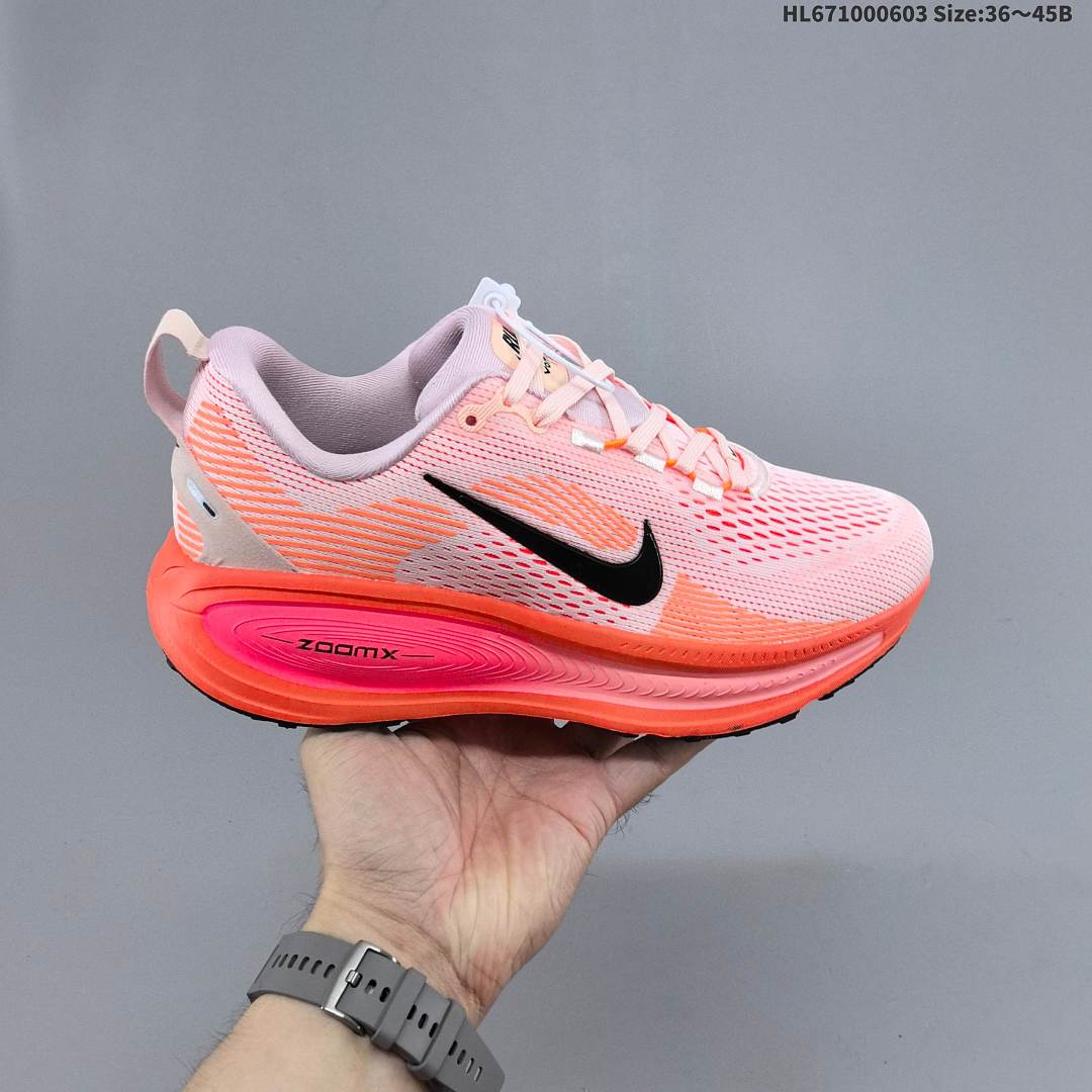 NK Air Zoom Vomero 18 - foto 4