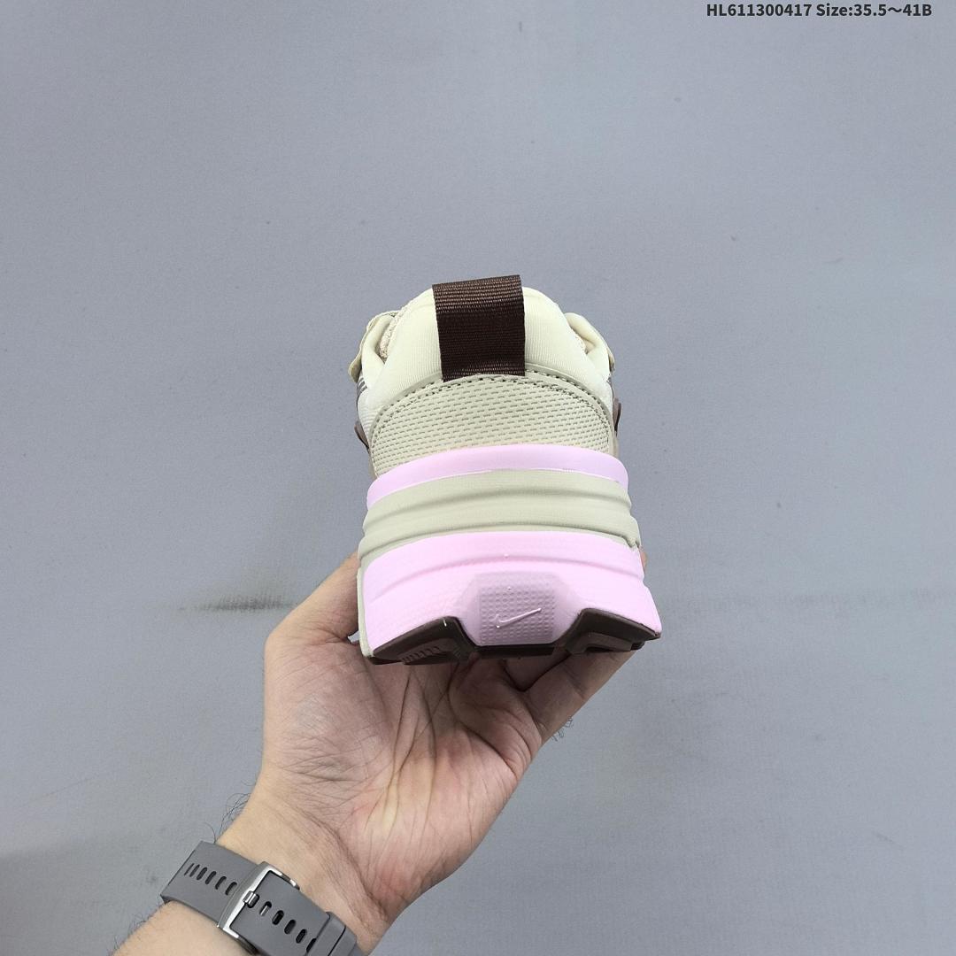 NIKE V2K RUN Swoosh Bill Bowerm - foto 6