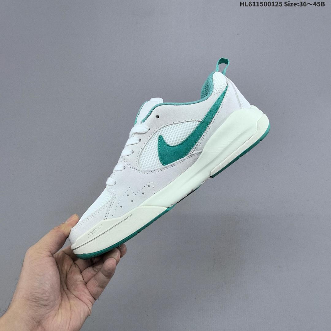 Air Jordan CMFT Era Swoosh - foto 3