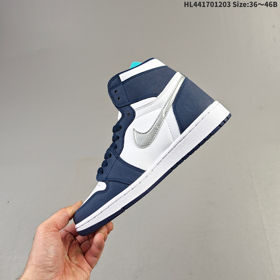 Nike Air Jordan 1 Retro High OG AJ1 · - foto 3