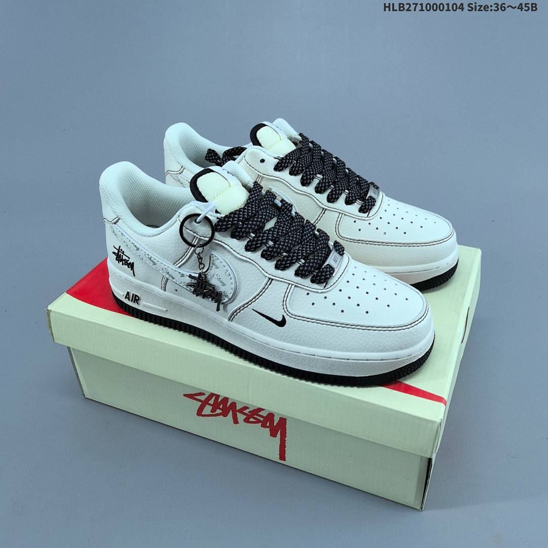 NIKE AIR FORCE 1‘07 LV8