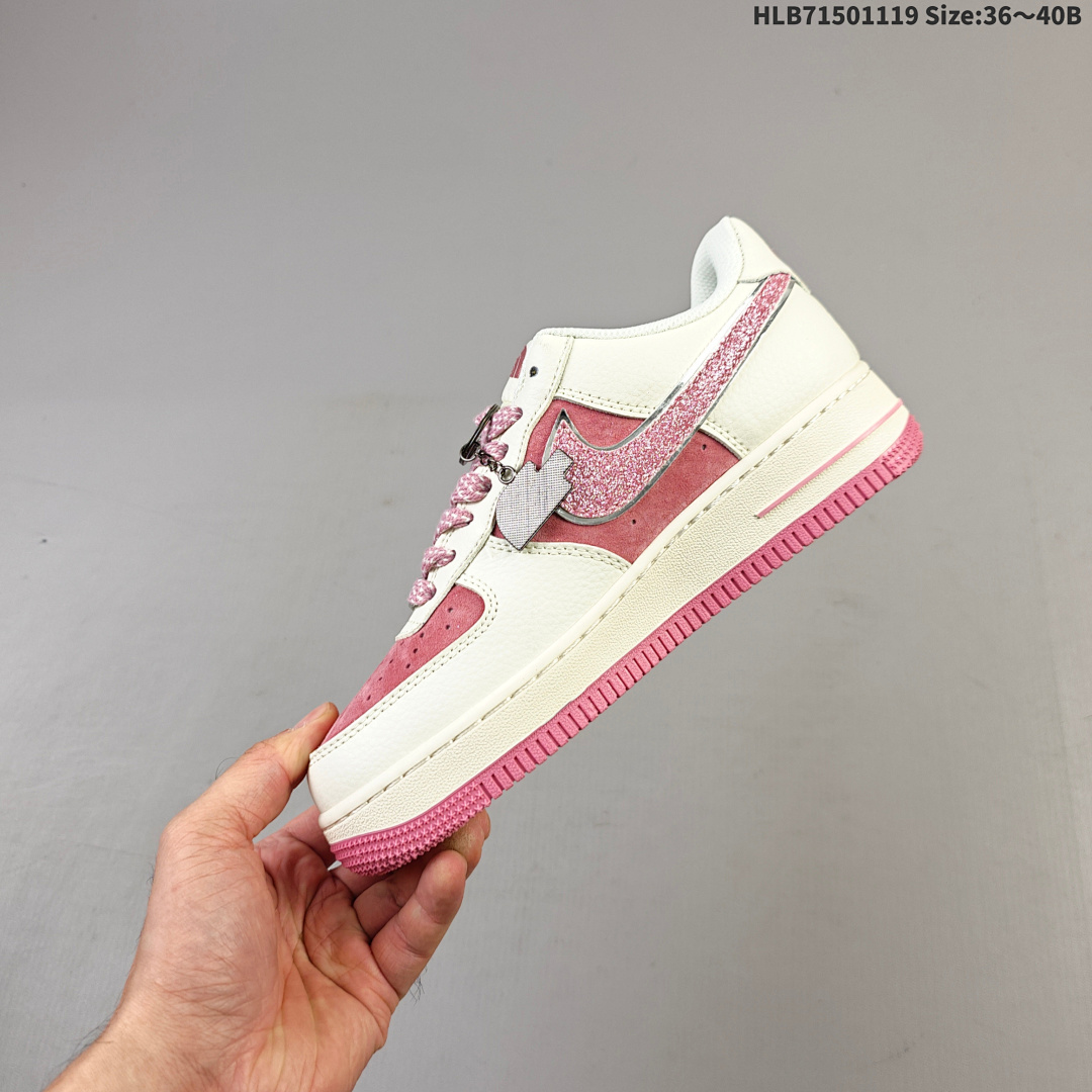 NIKE AIR FORCE 1‘07 LV8 - foto 4
