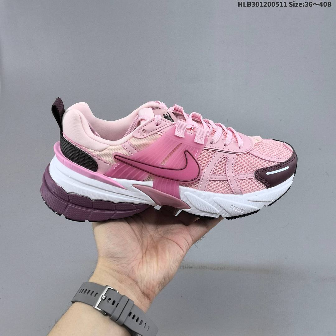 NIKE V2K RUN Swoosh Bill Bowerm - foto 2