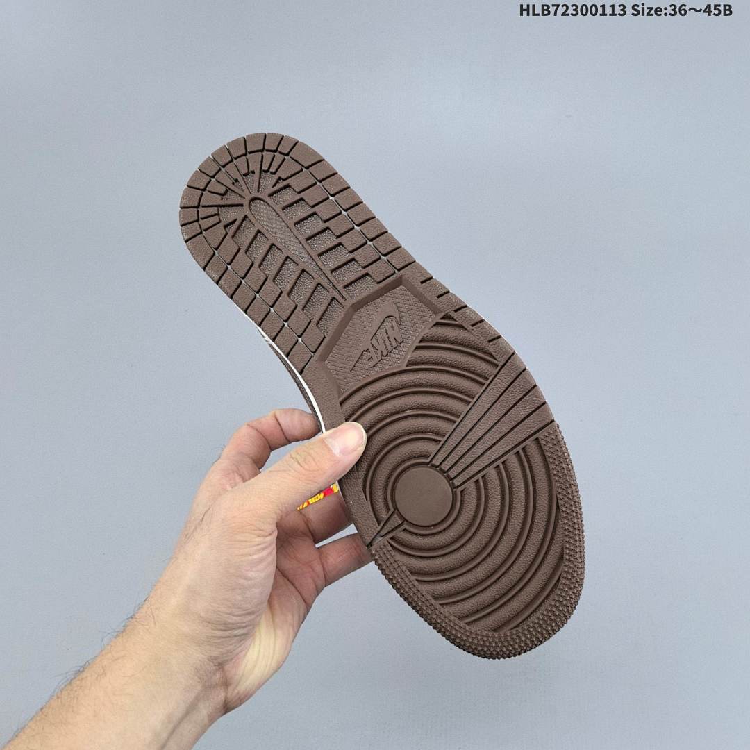 Nike Air Jordan 1 x Travis Scott AJ1 ‘DIY’ - foto 4