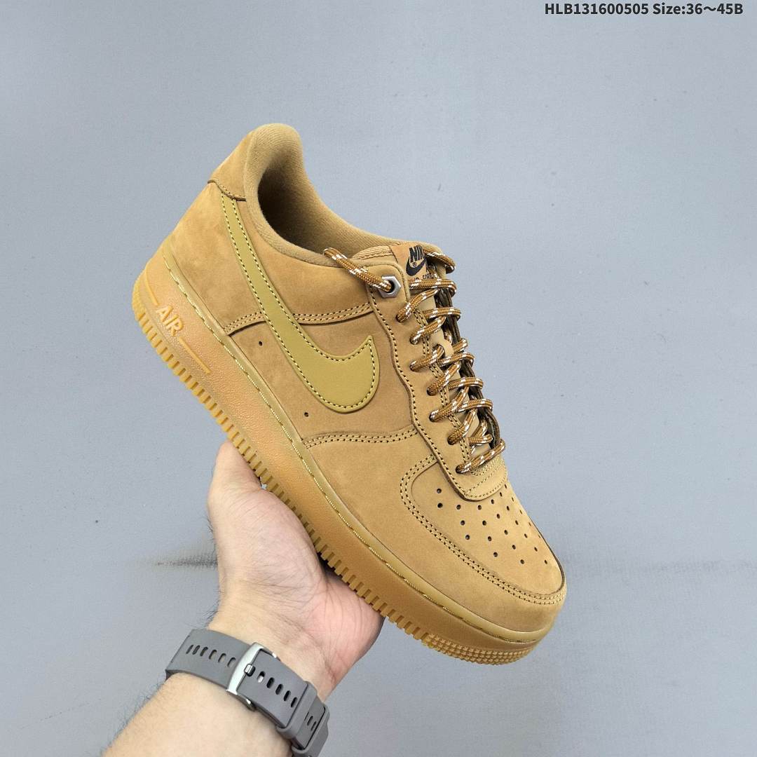 NIKE AIR FORCE 1‘07 LV8 - foto 3
