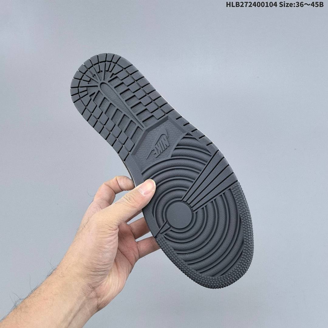 Nike Air Jordan 1 x Travis Scott AJ1 ‘DIY’ - foto 4