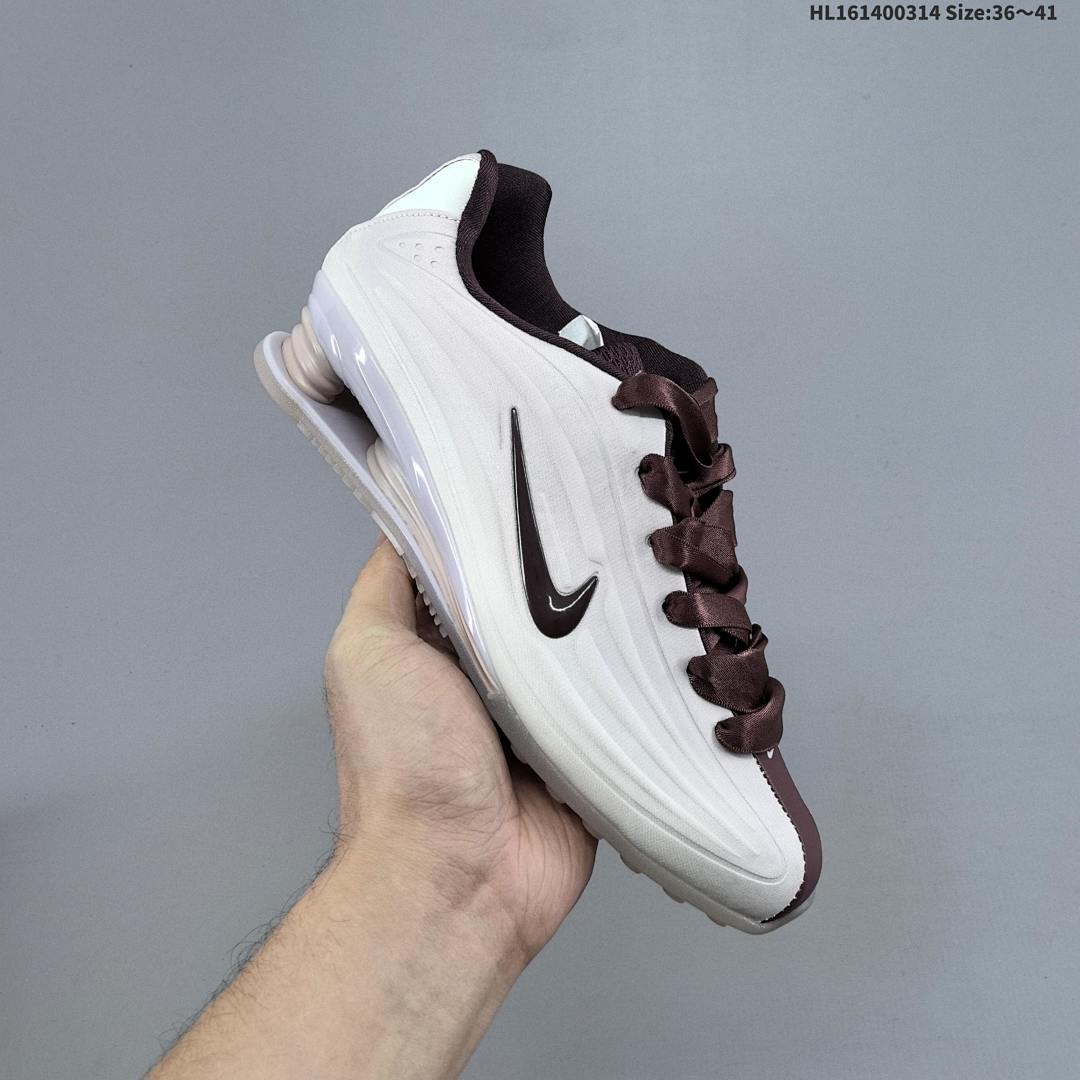 NIKE SHOX R4 -627 ID Size 41 - foto 3