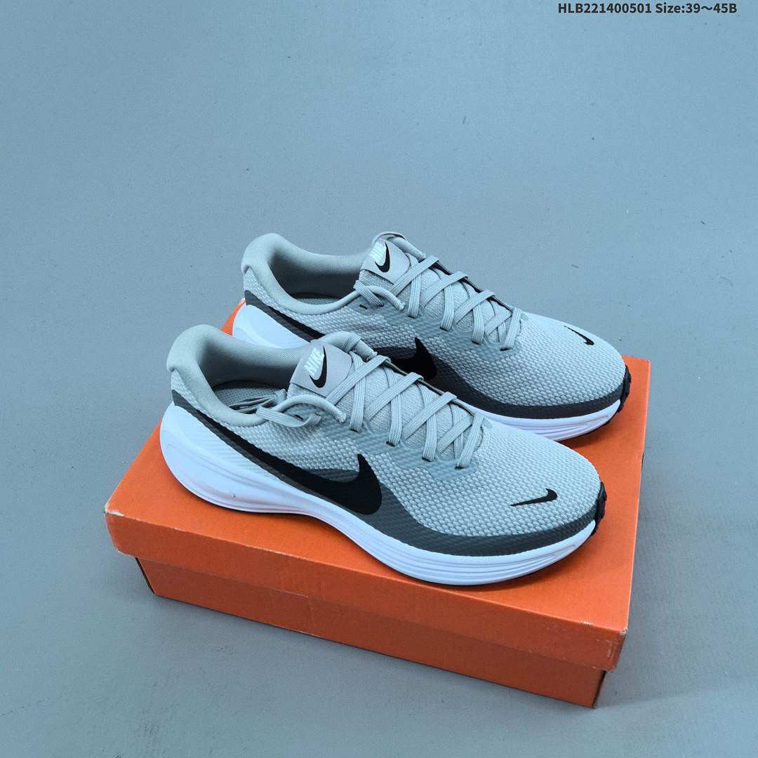 Nike REVOLUTION 8 -105 - foto 6