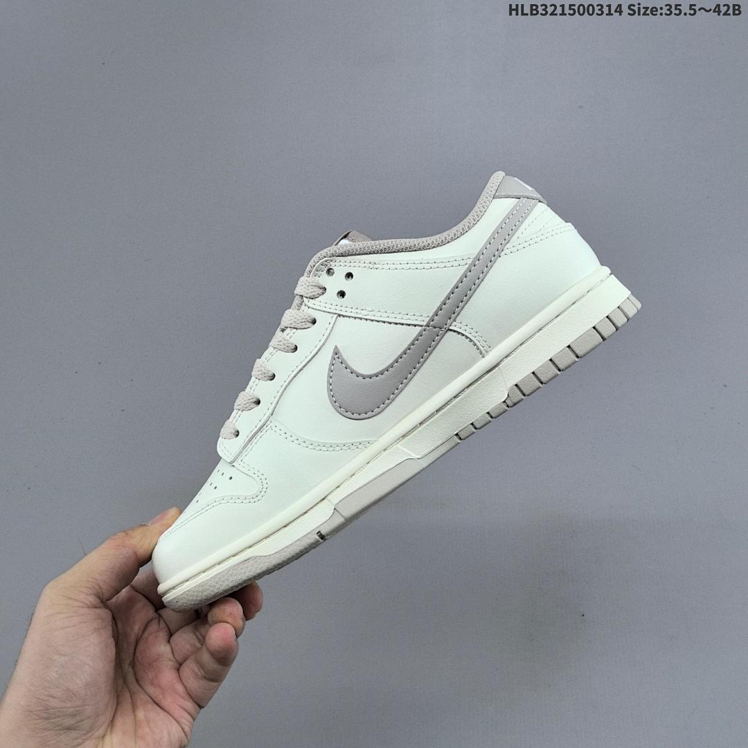 NIKE SB Dunk Low - foto 4
