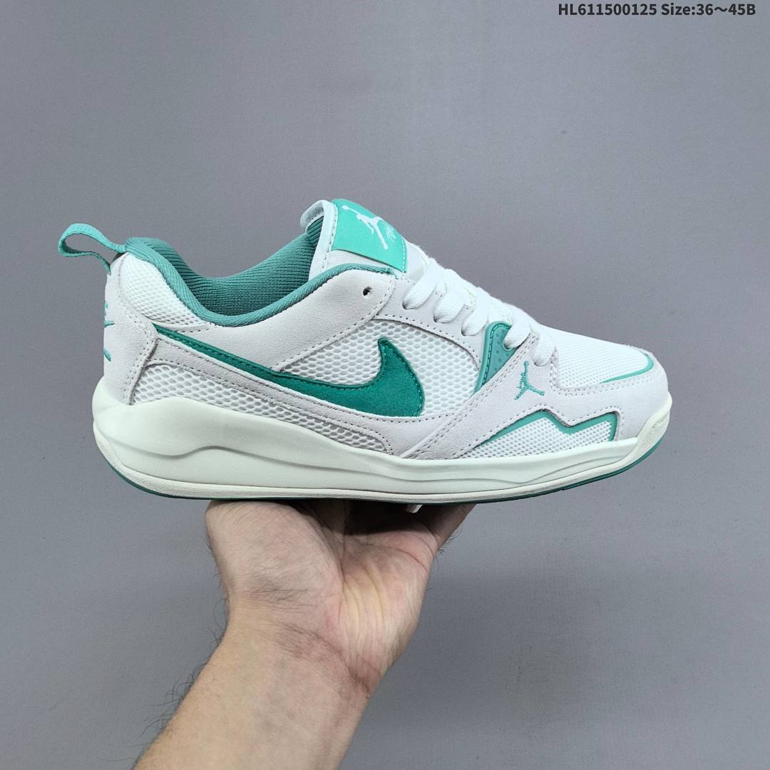 Air Jordan CMFT Era Swoosh - foto 7