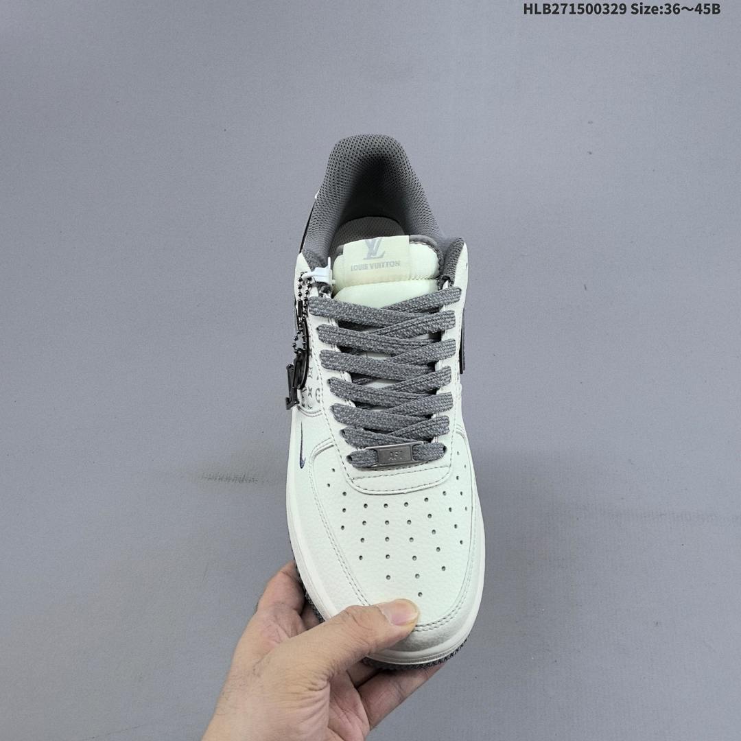 Nike Air Force1 07 low HH75 - foto 5