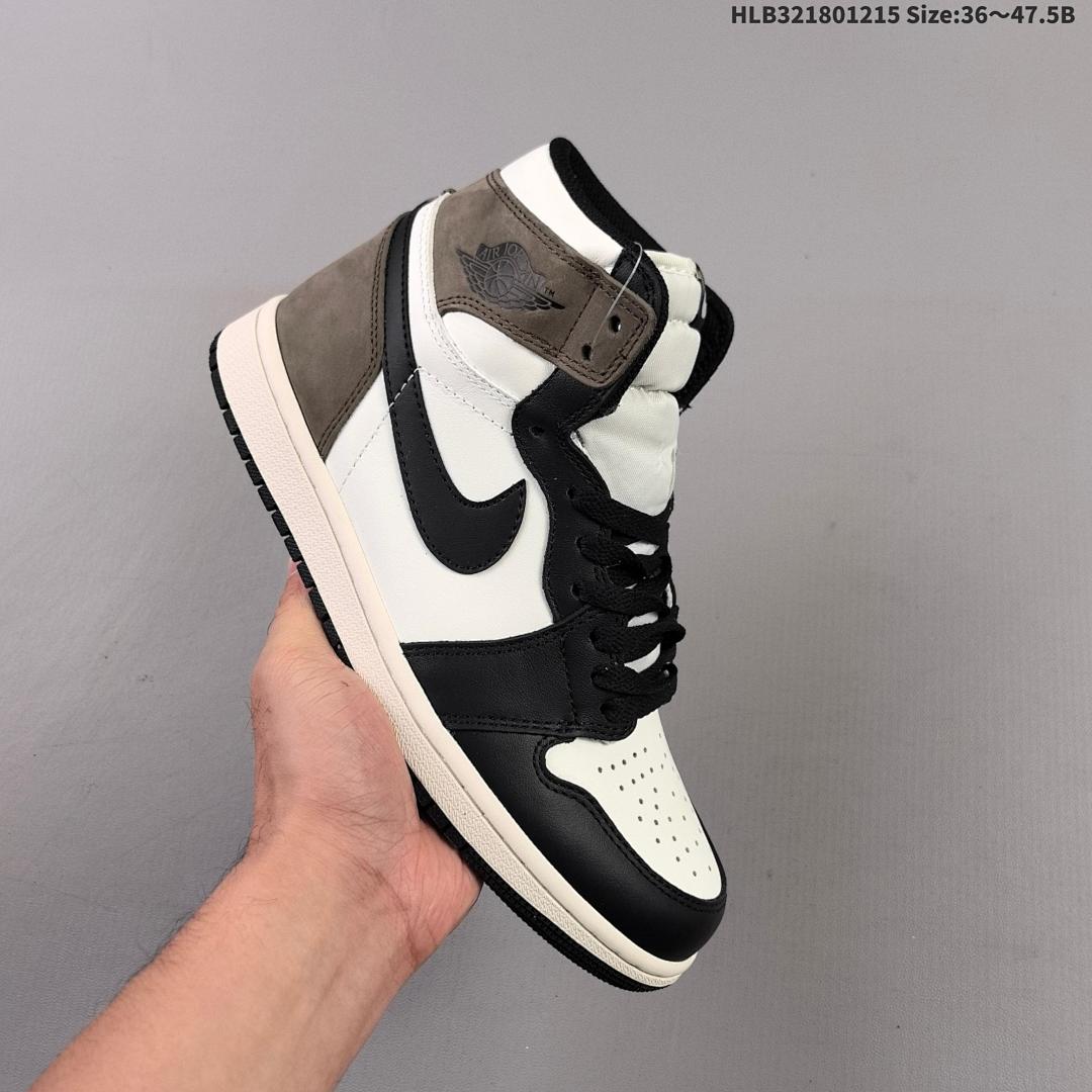 Nike Air Jordan 1 Retro High OG AJ1 · - foto 8
