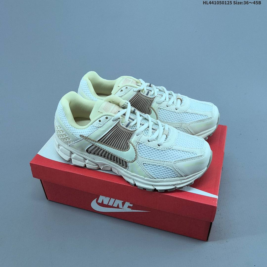 Nike Zoom Vomero 5 - foto 4