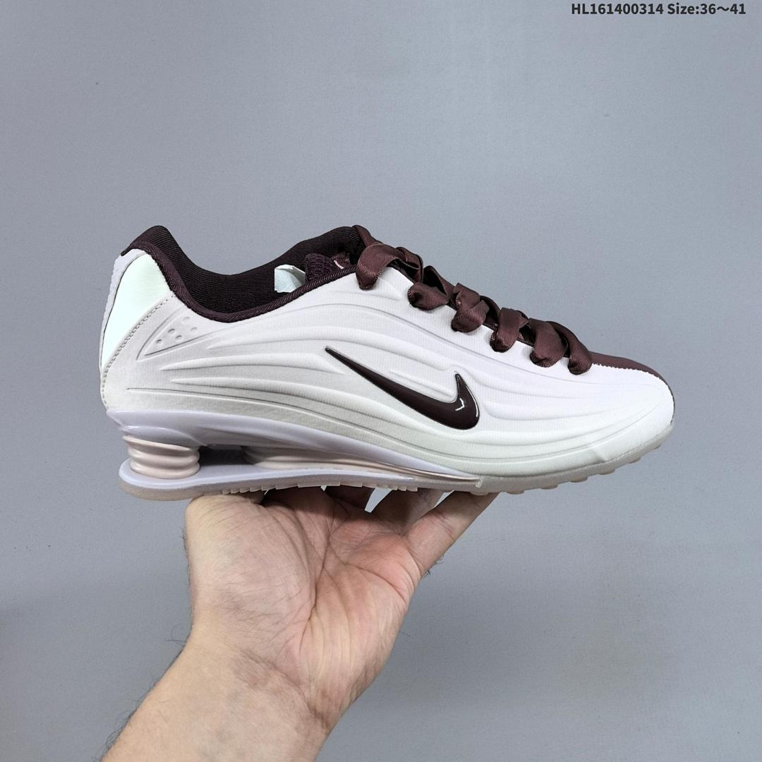 NIKE SHOX R4 -627 ID Size 41 - foto 2
