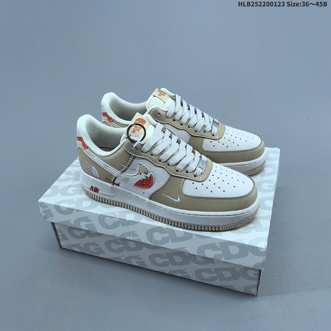 NIKE AIR FORCE 1‘07 - - foto 4